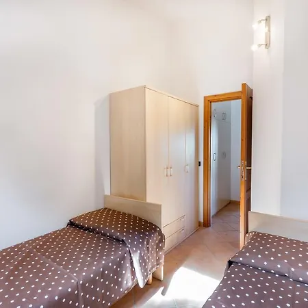 Villa House Junchi 3 *